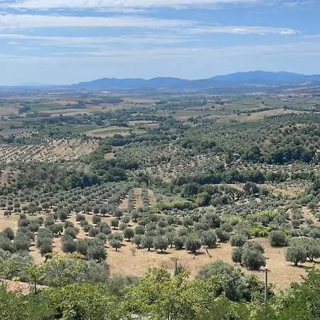 Tenuta Di Fattoria * Montemassi